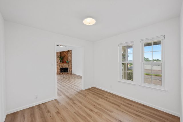 2605 W Stassney BLVD A, Austin, TX 78745