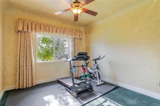 655 N Meyer Street, San Fernando, CA 91340