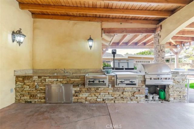 655 N Meyer Street, San Fernando, CA 91340