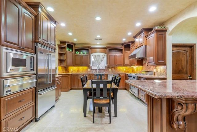 655 N Meyer Street, San Fernando, CA 91340