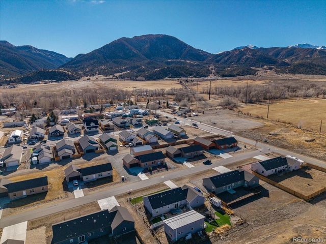 655 Quarry Station, Poncha Springs, CO 81242
