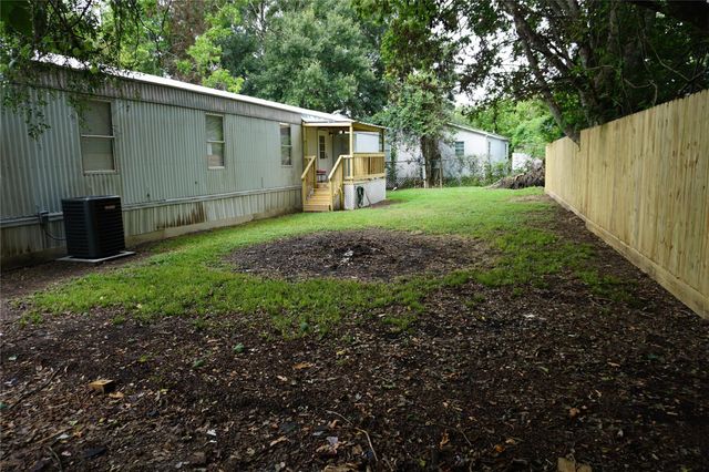 8786 Scarlet Oak, Willis, TX 77318