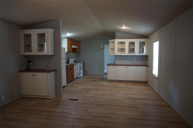 8786 Scarlet Oak, Willis, TX 77318