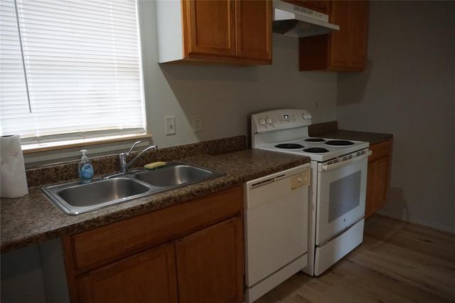 8786 Scarlet Oak, Willis, TX 77318