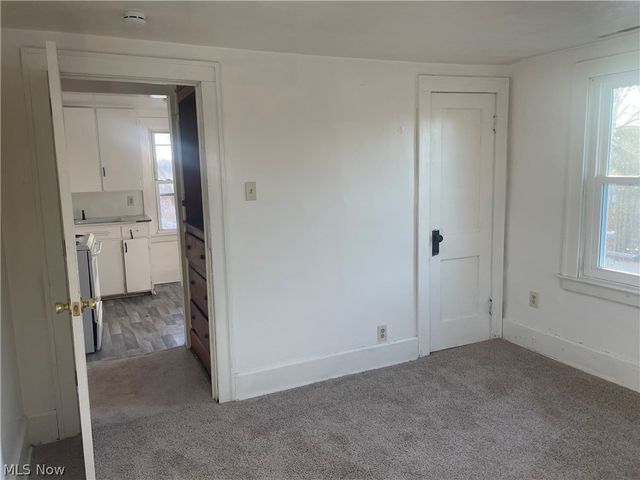 958 E Wilbeth Road Upper, Akron, OH 44306