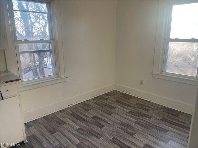 958 E Wilbeth Road Upper, Akron, OH 44306