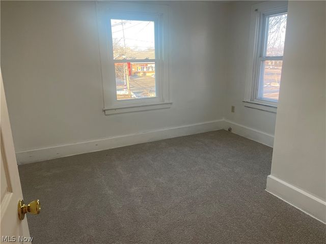 958 E Wilbeth Road Upper, Akron, OH 44306