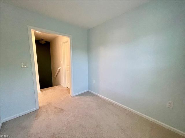 2840 Baldwin DR, Chesapeake, VA 23321