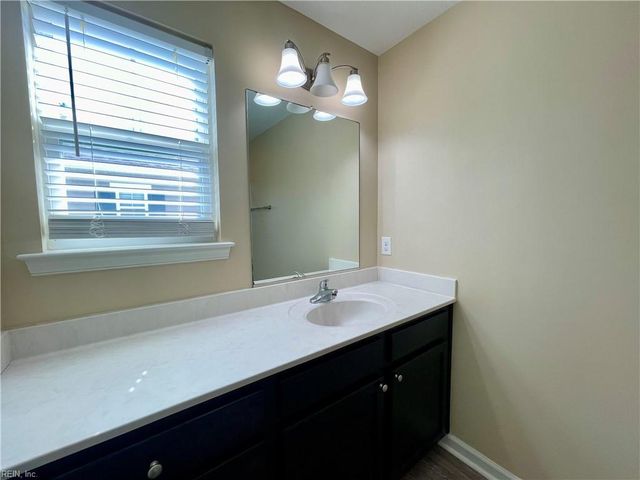 2840 Baldwin DR, Chesapeake, VA 23321