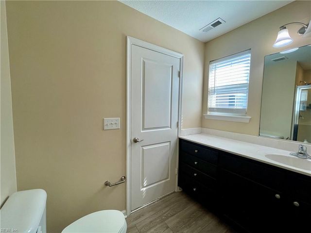 2840 Baldwin DR, Chesapeake, VA 23321