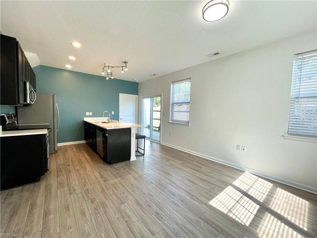 2840 Baldwin DR, Chesapeake, VA 23321