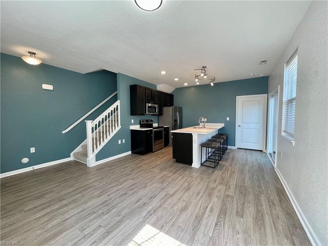 2840 Baldwin DR, Chesapeake, VA 23321