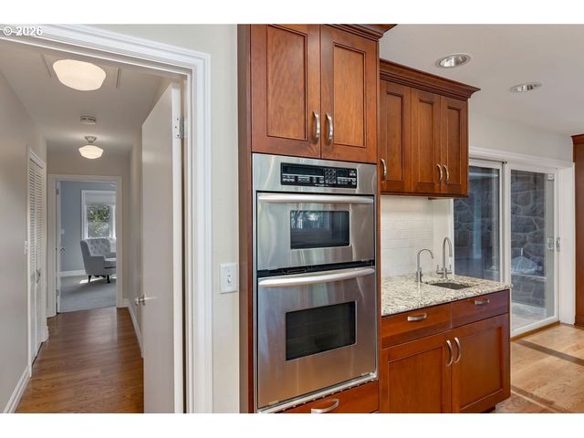 7202 Se KING Rd, Milwaukie, OR 97222