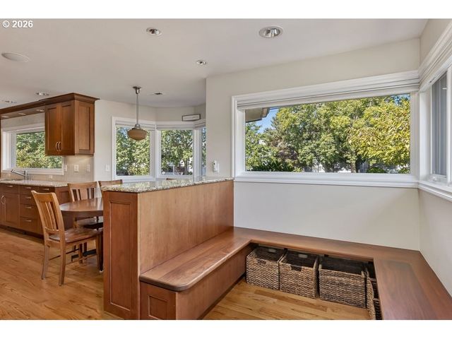 7202 Se KING Rd, Milwaukie, OR 97222