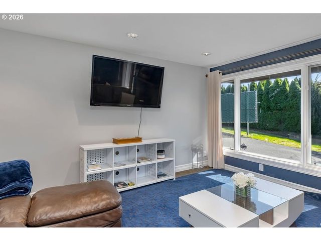 7202 Se KING Rd, Milwaukie, OR 97222