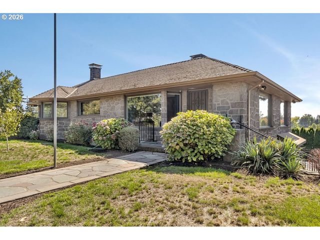 7202 Se KING Rd, Milwaukie, OR 97222