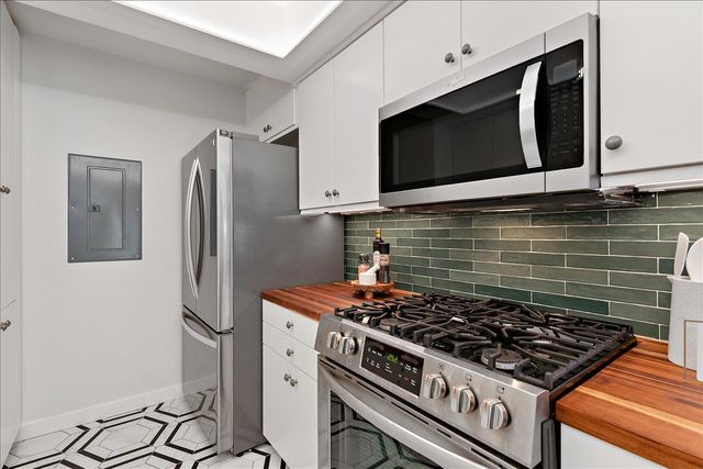 7094 Indian Wells Court, San Jose, CA 95139