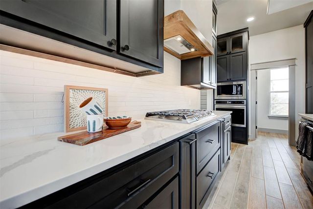 2441 Hawks Haven Drive, Guthrie, OK 73044