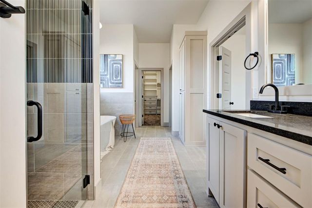 2441 Hawks Haven Drive, Guthrie, OK 73044