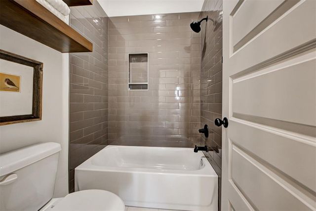 2441 Hawks Haven Drive, Guthrie, OK 73044