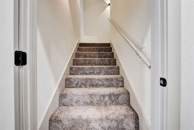 2441 Hawks Haven Drive, Guthrie, OK 73044