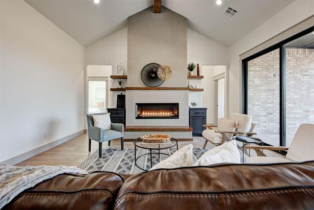 2441 Hawks Haven Drive, Guthrie, OK 73044