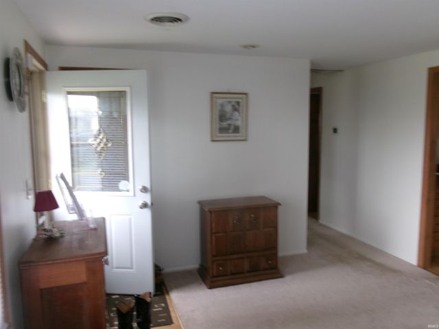 304 Holiday Drive, Attica, IN 47918