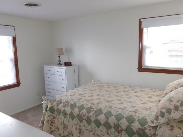 304 Holiday Drive, Attica, IN 47918