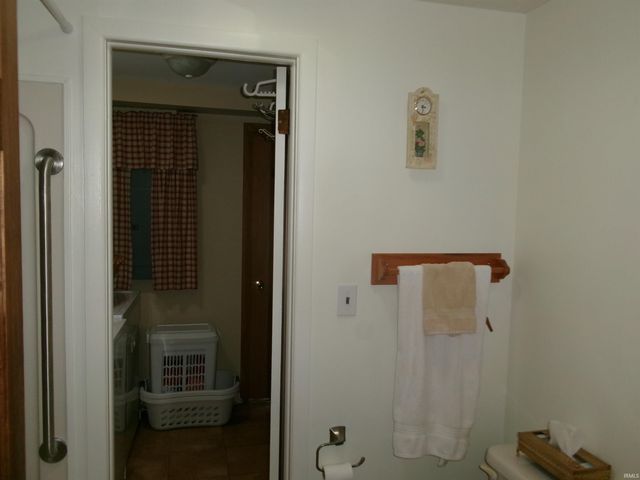 304 Holiday Drive, Attica, IN 47918