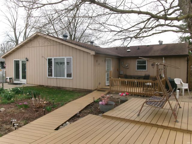 304 Holiday Drive, Attica, IN 47918