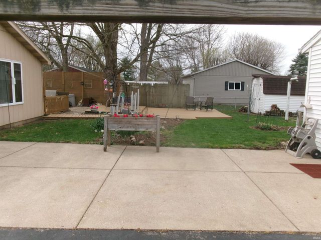 304 Holiday Drive, Attica, IN 47918