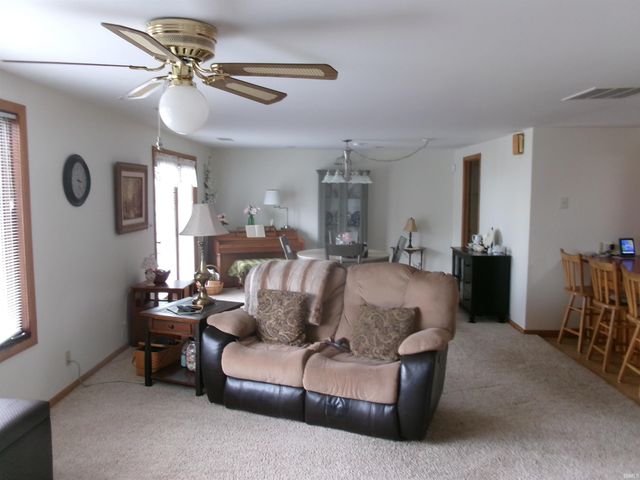 304 Holiday Drive, Attica, IN 47918