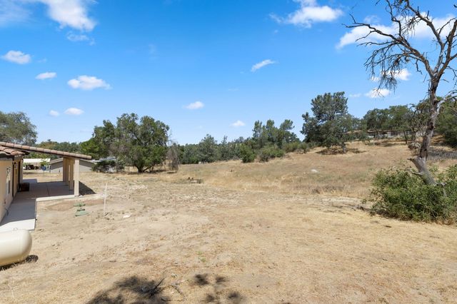 31007 Revis Road, Coarsegold, CA 93614