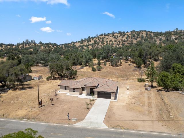 31007 Revis Road, Coarsegold, CA 93614