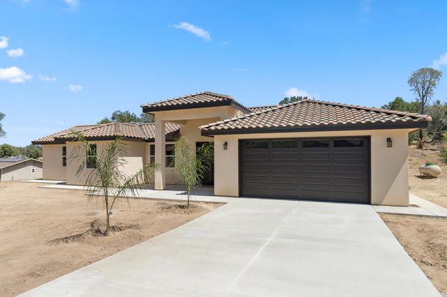 31007 Revis Road, Coarsegold, CA 93614