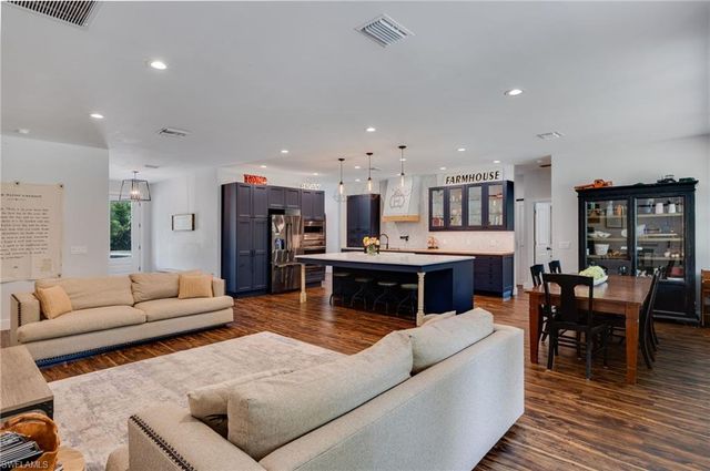 11130 Long RD, Fort Myers, FL 33905