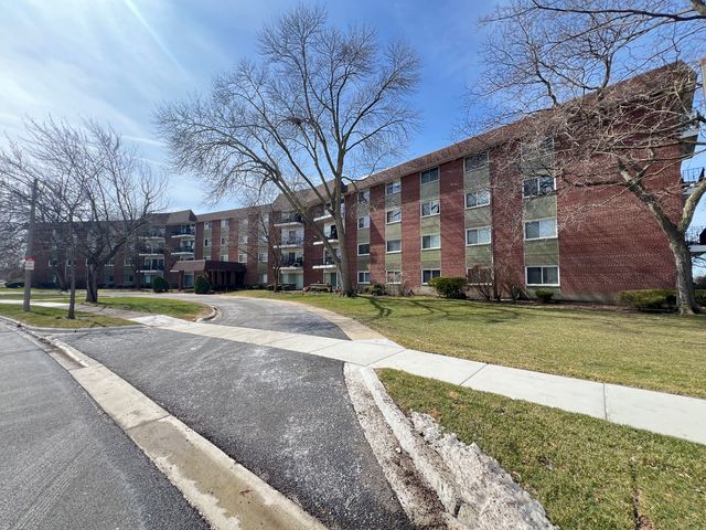 1030 S Fernandez Avenue 3N, Arlington Heights, IL 60005
