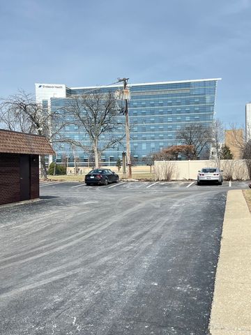 1030 S Fernandez Avenue 3N, Arlington Heights, IL 60005