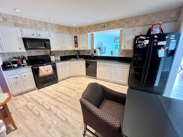 1030 S Fernandez Avenue 3N, Arlington Heights, IL 60005