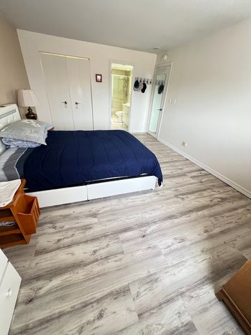 1030 S Fernandez Avenue 3N, Arlington Heights, IL 60005