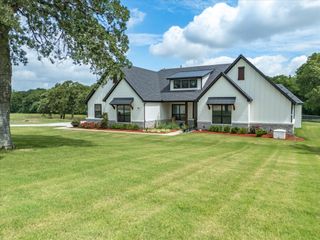 209 Rio Rancho Drive, Decatur, TX 76234