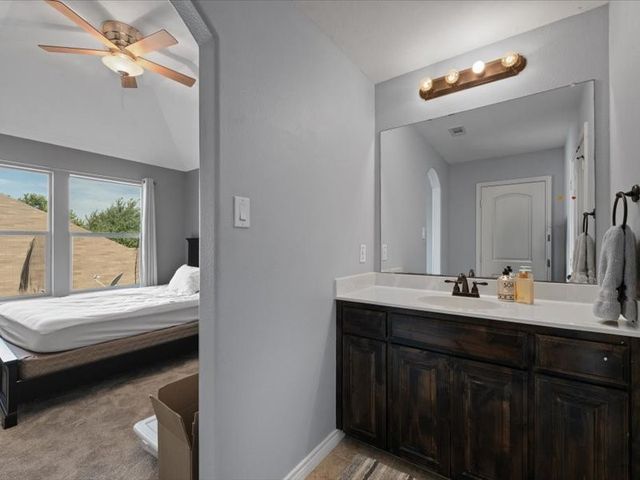 654 Plum Drive, Burleson, TX 76028