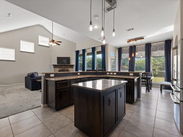 654 Plum Drive, Burleson, TX 76028