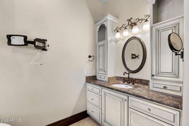 6202 E TURQUOISE Avenue, Paradise Valley, AZ 85253