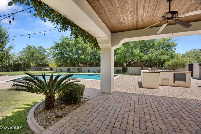 6202 E TURQUOISE Avenue, Paradise Valley, AZ 85253
