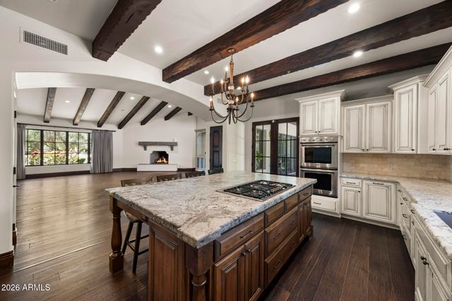 6202 E TURQUOISE Avenue, Paradise Valley, AZ 85253