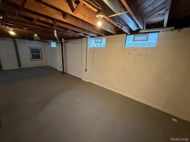 1421 E 14 Mile Road, Birmingham, MI 48009