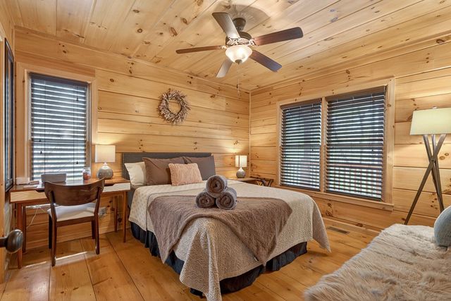 122 N Moreland Drive, Cherry Log, GA 30522