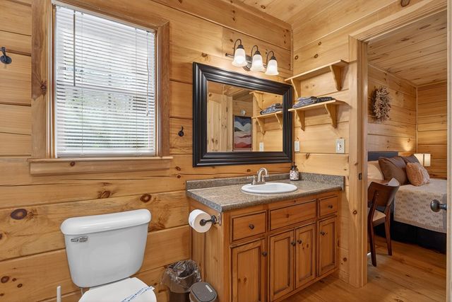 122 N Moreland Drive, Cherry Log, GA 30522
