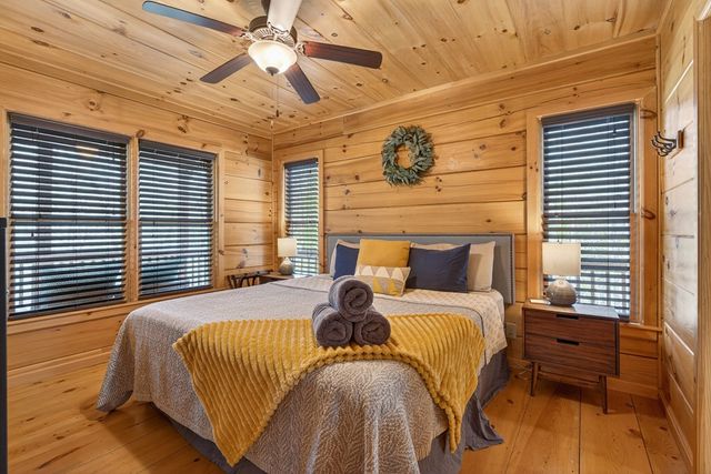 122 N Moreland Drive, Cherry Log, GA 30522